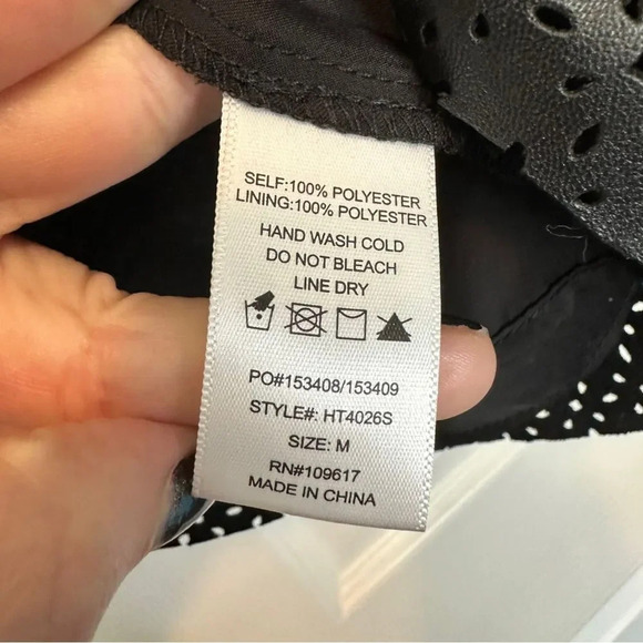 Stella Luce Faux Leather Open Back Tank size Medium - Picture 4 of 4